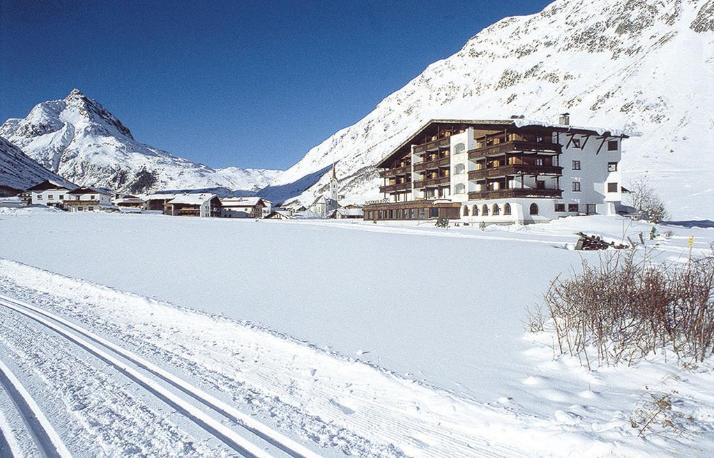 Alpenhotel Tirol Galtür Exterior foto