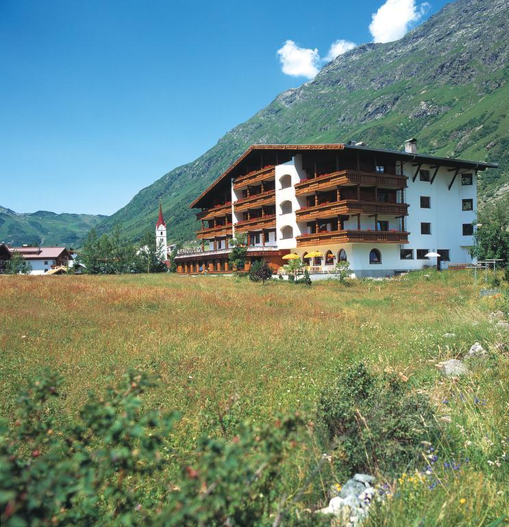 Alpenhotel Tirol Galtür Exterior foto